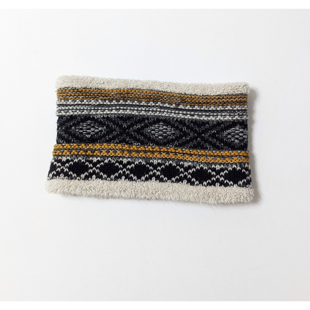 ZARA Knit Fleece Jacquard Neck Warmer Scarf Size M